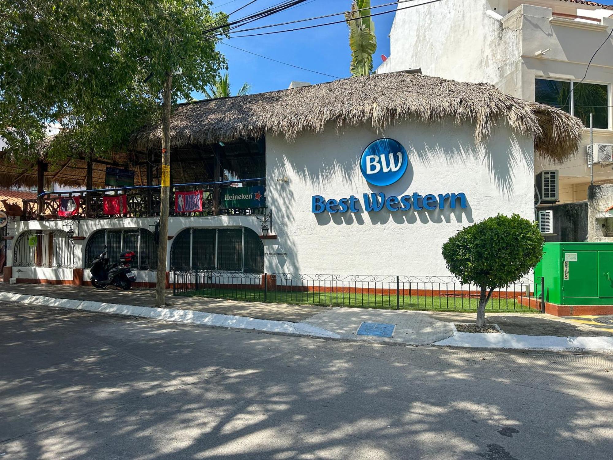 Best Western Posada Chahue Santa Cruz Huatulco Exterior photo